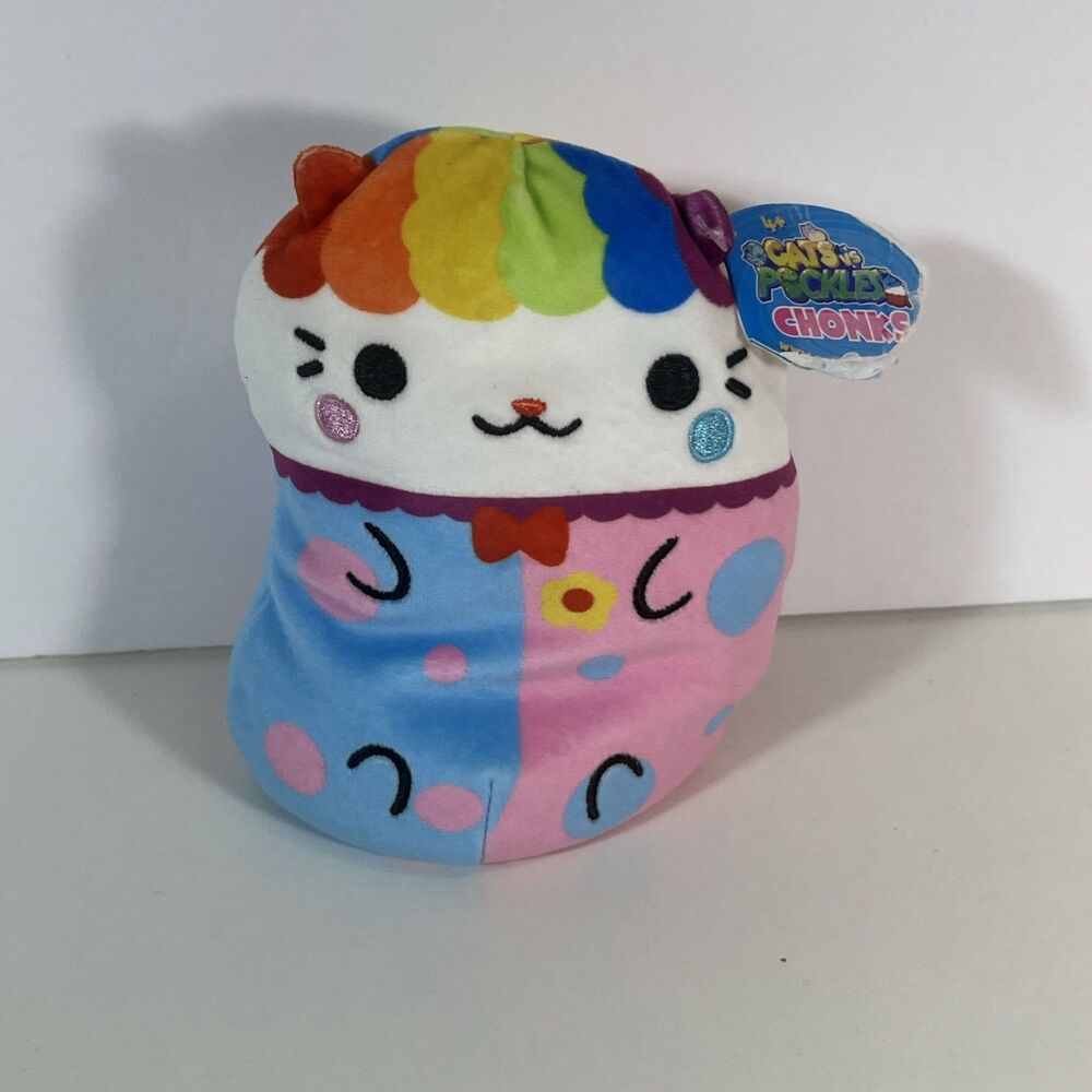 Cats Vs Pickles Chonks Clownie 061